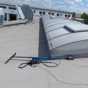 Kontrola a lokalizace netěsností - jiskrová zkouška a impedanční defektoskopie, ploché střechy v areálu Renocar, a.s., Brno, ca 2.500 m2,  2022-2023,
